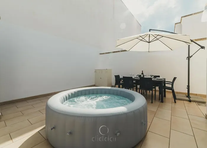 아파트 Mare & Relax Con Idromassaggio By Diddoi 마리나디만카베르사